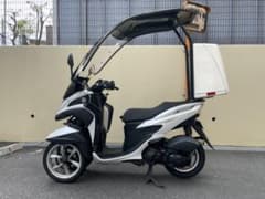 ヤマハトリシティ125 SE82J 帝都ルーフ＋ワイドバイザー＋リアボックス付きのサムネイル