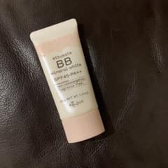 エテュセ　BBミネラルホワイトのサムネイル