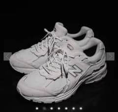 New Balance U2002DXA ホワイト(28.0cm) - メルカリ