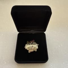 楽天イーグルス 2013年1st Japan Champions ピンバッジ - メルカリ