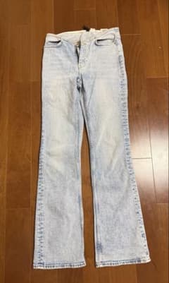 H&M DIVIDED ライトブルー ブーツカットデニム