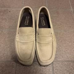 CLARKS ORIGINALS ローファー ベージュ ワラビー 23.5㎝のサムネイル