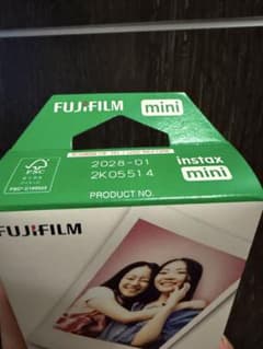 FUJIFILM instax mini インスタントフィルムのサムネイル