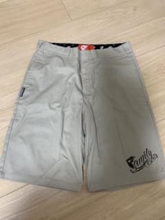 famous フェイマス のハーフパンツのサムネイル