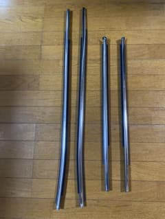 ハイラックス GUN125 純正　ウェザーストリップ ドアベルトモールのサムネイル