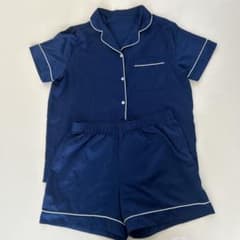 GU サテンパジャマ 半袖&ショートパンツ ネイビー Lサイズのサムネイル