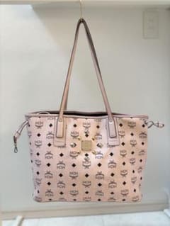 MCM ピンク ロゴトートバッグ 大きめ - メルカリ