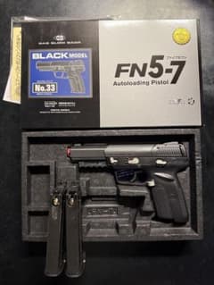 東京マルイ FN5-7 ガスブローバックのサムネイル