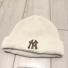 Ivory knit hat New York Yankees, South Korea