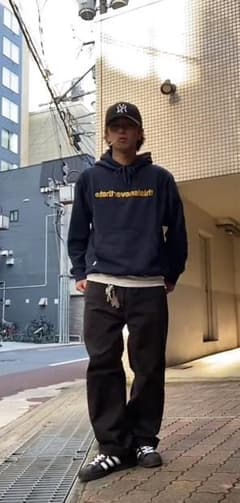 thisisneverthat hoodie 国内正規品のサムネイル