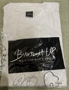 NiziU 直筆サイン　Burn it UP NiziU 直筆サイン Burn it UP - メルカリ