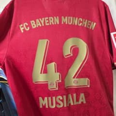 FCバイエルン・ミュンヘン 125周年記念ユニフォーム　ムシアラ42 m97457548035_1.jpg?1752541923