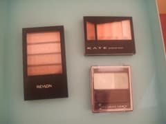 ※meee様専用　REVLONアイシャドウのサムネイル