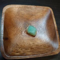 糸魚川　クリソプレーズ　原石　天然石　高品質　透過極大 糸魚川 クリソプレーズ 原石 天然石 高品質 透過極大 - メルカリ