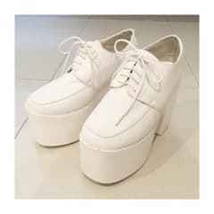 SPINNS 厚底ブーツのサムネイル