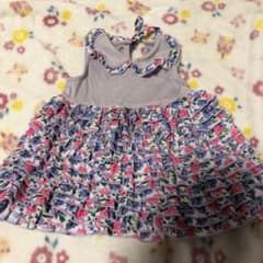 19さん専用　ワンピース　フェフェ　小花柄のサムネイル