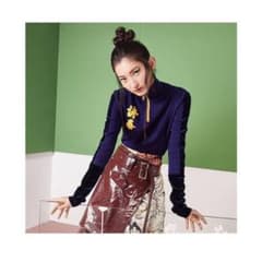 mukzin トップスのサムネイル