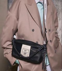 【商品タグ有り】MAISON SPECIALコラボ ショルダーバッグのサムネイル
