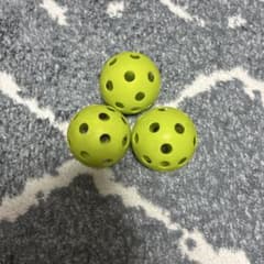穴あきボール 3個セット 野球練習用のサムネイル