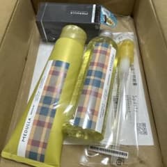 MEDULLA ヘアケアセット　新品未開封　ヘアミルク付きのサムネイル