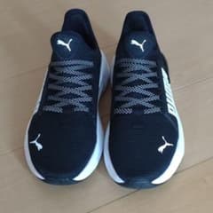 PUMA プーマ　23センチのサムネイル
