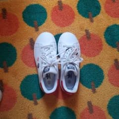 adidas Stan Smith ホワイトスニーカーのサムネイル