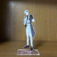 Beverly Hills Leon Acrylic Stand