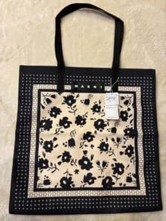 数量限定セール　MARNI MARKET トートバッグ 花柄のサムネイル