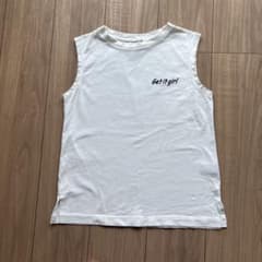 GU ホワイト ノースリーブ Sサイズのサムネイル