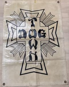 80年代・ビンテージ・ドッグタウン・DOGTOWN ・ビニールバナー・当時非売品 80年代・ビンテージ・ドッグタウン・DOGTOWN ・ビニールバナー・当時
