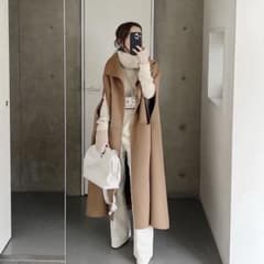 TOTEM トーテム シグネチャー ウール カシミヤ ケープコート TOTEM トーテム シグネチャー ウール カシミヤ ケープコート - メルカリ