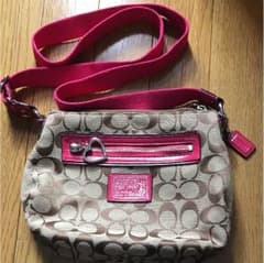 COACH ピンク ハートのサムネイル