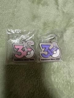 ポケモン 30周年 メタルチャームマスコット ミュウ ミュウツーのサムネイル