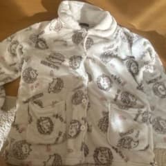 ハリネズミ柄フリースパジャマセットのサムネイル