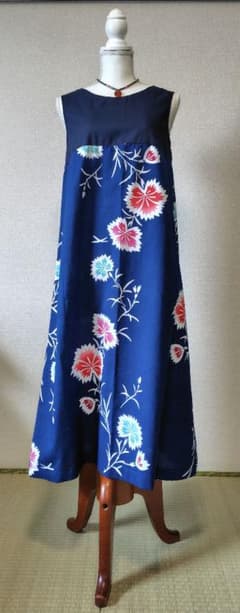 浴衣リメイク ロングワンピース 青地撫子×紺色切替MLサイズ24_30_1のサムネイル