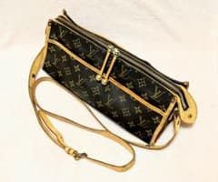 ア*ソ様 ルイヴィトン モノグラム ポパンクールロン 収納力