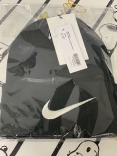 STUSSY NIKE コラボ ニット帽のサムネイル
