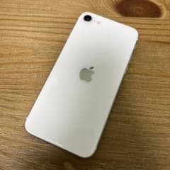 iPhone se2 128gb ホワイト 本体 ひびあり iPhone se2 128GB ホワイト