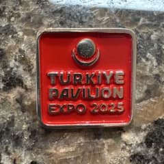 トルコ　ピンバッジ　万博2025 トルコ ピンバッジ 万博2025 - メルカリ