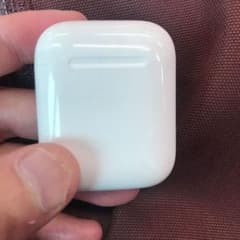 Apple AirPodsのサムネイル
