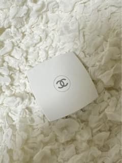 CHANEL ファンデーションのサムネイル