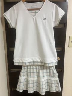 Babolat テニスウェア 上下セットのサムネイル