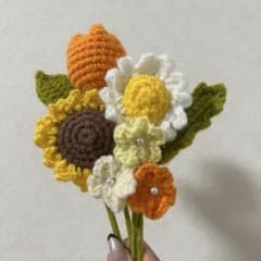毛糸フラワーブーケ♡ 枯れない花束 ハンドメイド ギフト インテリア かぎ針のサムネイル