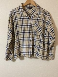 チェックシャツのサムネイル
