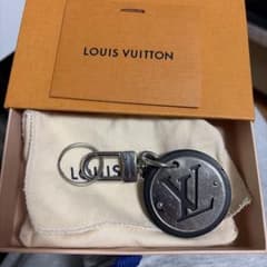 Louis Vuitton キーホルダー キーリングのサムネイル