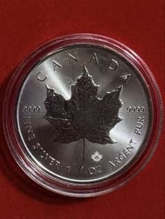 [カプセル付き] 2020年 カナダ「メイプルリーフ」純銀 1オンス 銀貨 2020年 カナダ メイプルリーフ 1オンス 銀貨 純銀 カプセル入り - メルカリ