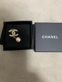 CHANELピアス片耳のサムネイル