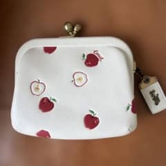 COACH（コーチ）キスロック コインケース 小銭入れ がま口 りんご柄 