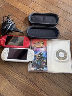 PSP 본체 2대 세트 정크 몬한 첨부 충전기 케이스 있어
