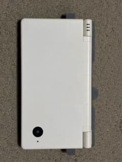 ニンテンドーDSi ホワイト 本体 動作確認済み 中古のサムネイル